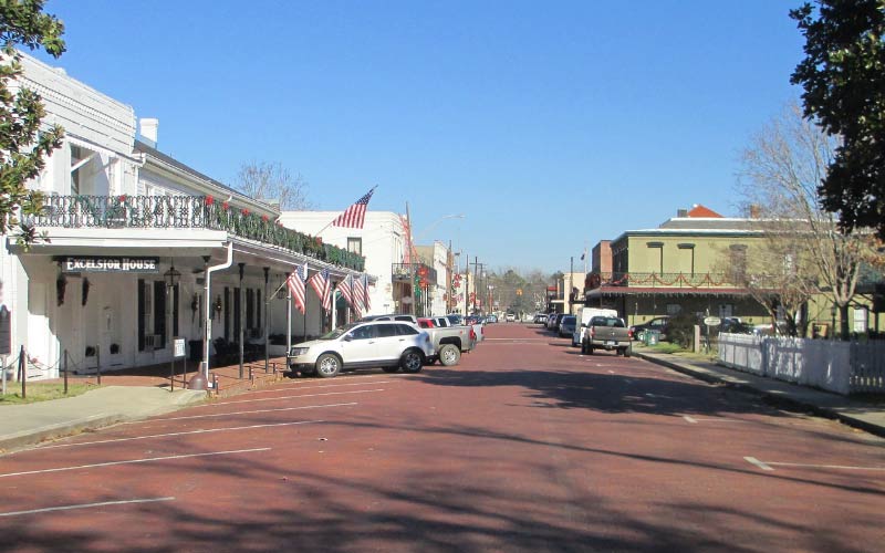 Visit These 7 Haunted Texas Towns at Your Own Risk