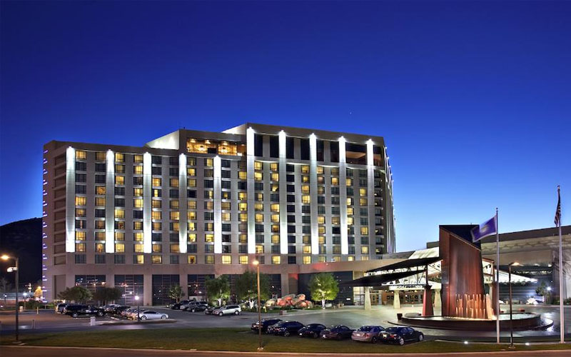 hotels near pechanga hotel casino